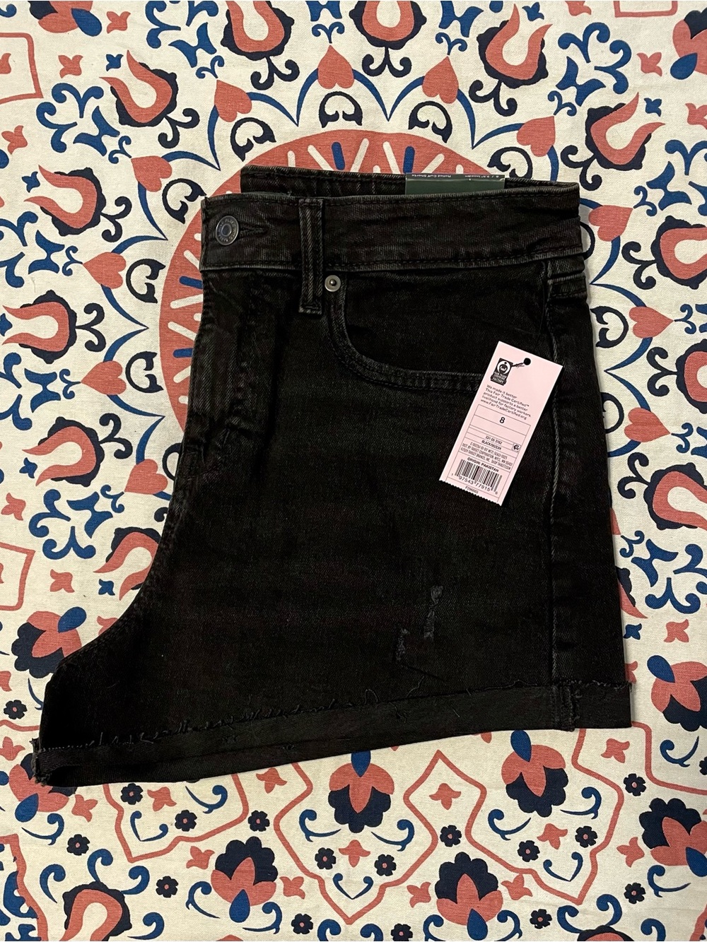 Size 8 Black Denim High-Rise
Rolled Cuff Shorts